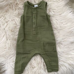 Unisex Sleeveless Henley One-Piece for Baby!